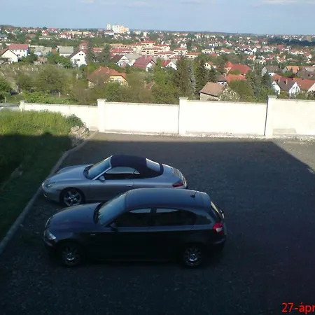 Szamarkut Panzio * Pécs