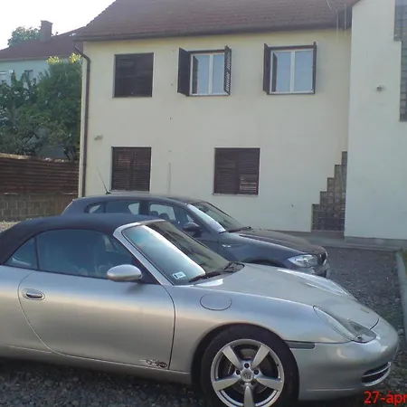 Szamarkut Panzio B&B 3*