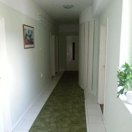 Szamarkut Panzio Bed & Breakfast *